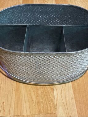 White chevron storage metal bucket